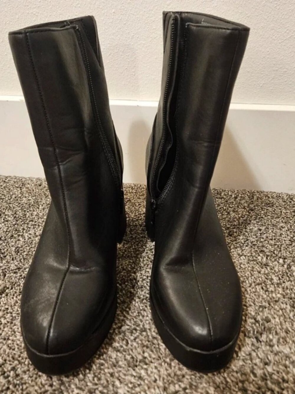 Cute y2k inspired black platform boots